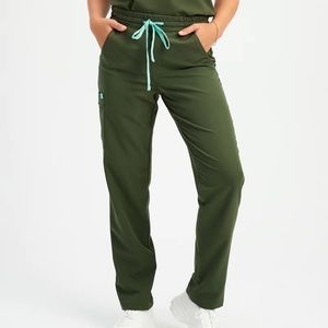 Julietta Scrub Pants
